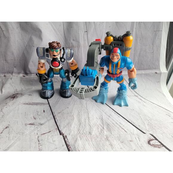 Mattel rescue heroes lot 2 Gil Gripper Matt Medic 1998 2002 - Picture 1 of 7